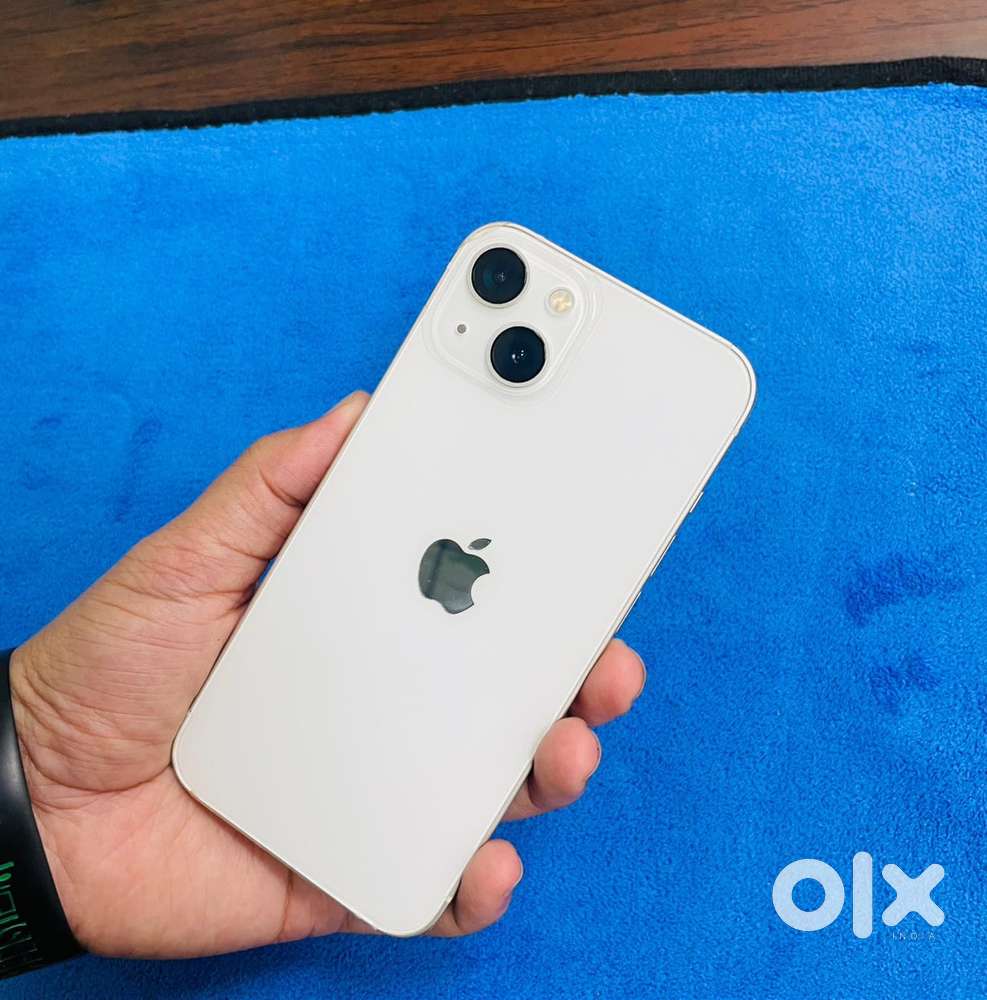 iPhone 13 128 gb variant with all accessories available