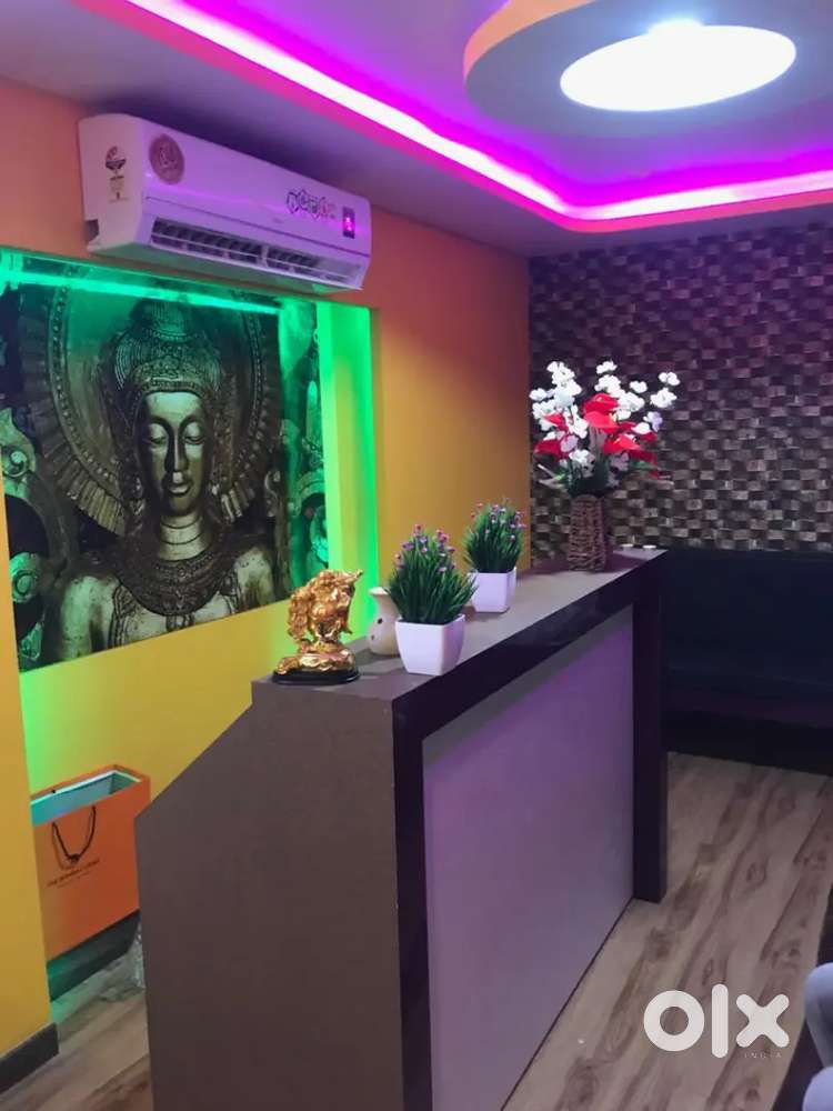 Spa work only female job