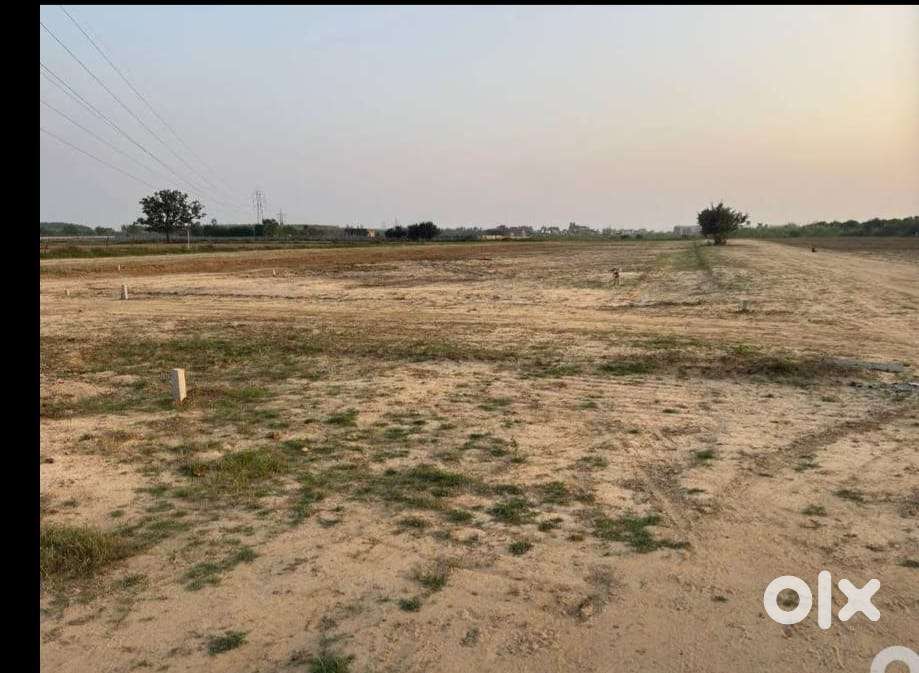 1kanal plot for sale near road