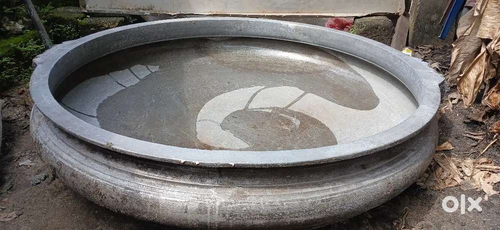 വാർപ്പ്  കൊടുക്കാനുണ്ട്