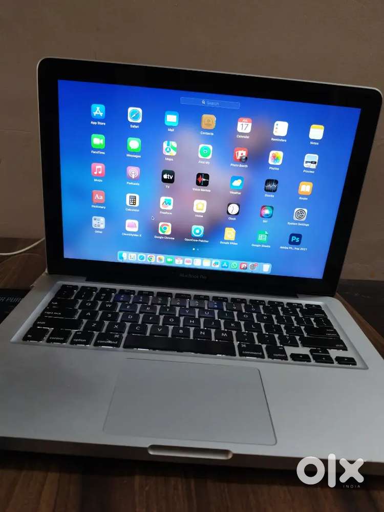 MacBook Pro ll 16GB ll 1.25 TB