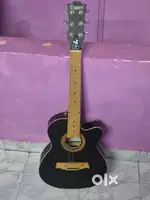 Guitar black and yellow