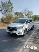Toyota Innova crysta