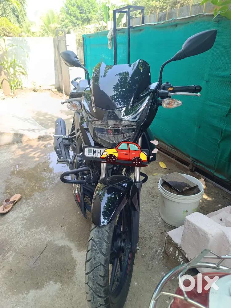 Tvs Apache Rtr 160 Black edition 2 months old bike