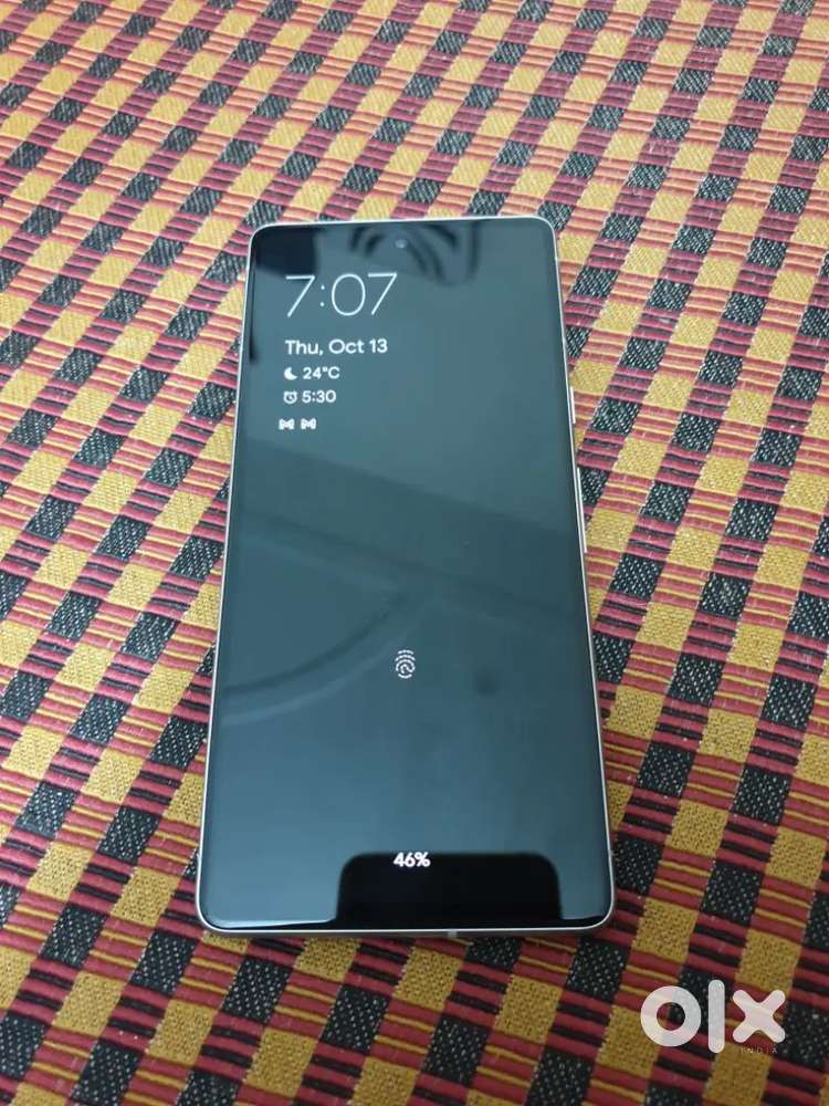Google pixel 7 (8gb 128gb White colour