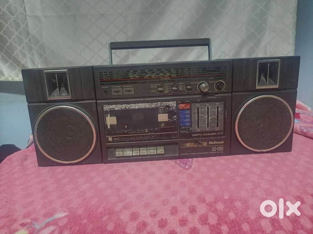 National Panasonic RX-C39 Radio