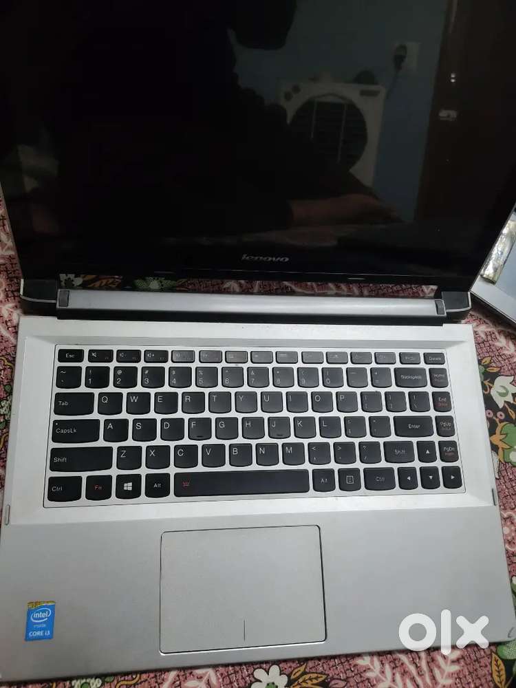 Lenovo touchscreen laptop 8gbram 500hdd