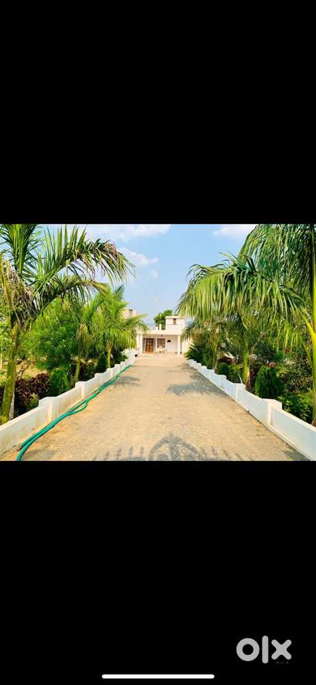 1BHk/1RK available, 100m from railway station