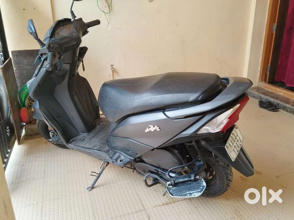 Beautiful scooter dio