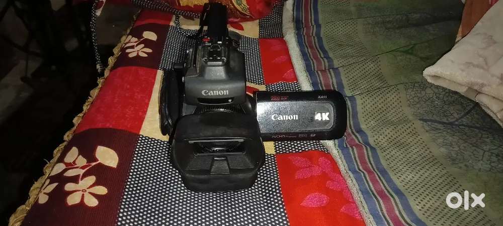 Canon XA11 Full Hd video camera