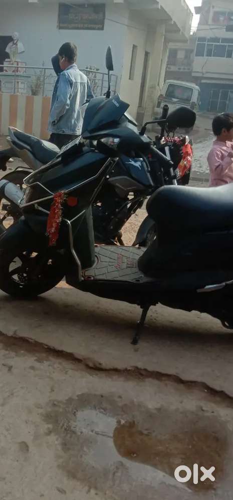 Black color