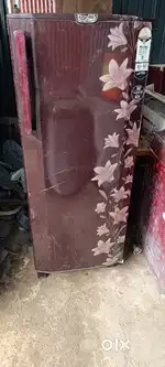TOP LOAD WASHING MACHINE SELLING ALSO RENTED SINGLE DOOR FRIDGE
