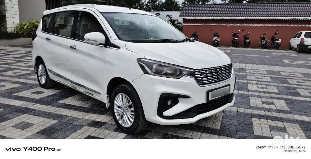 Maruti Suzuki Ertiga 2019 CNG & Hybrids 118500 Km Driven