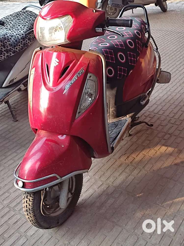 Suzuki flccess 125