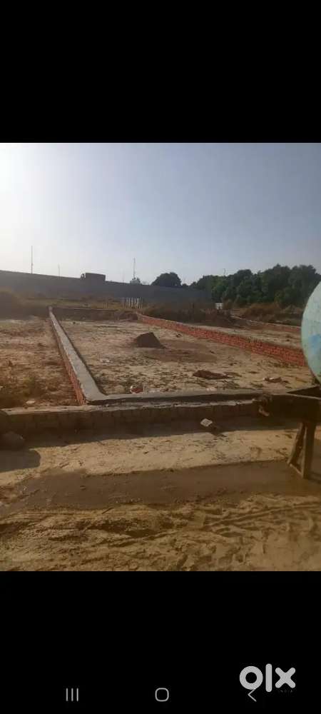 4950000  Near Jalsa resort sultanpur road