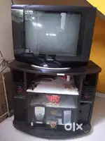 Samsung Ultra Slip TV with Stand and Ceramic Pedestal for Basin