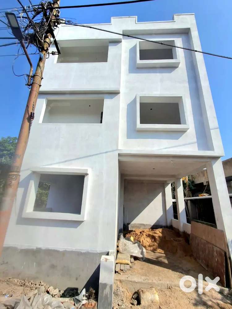 Location Thakurpukur cancer hospital near Pragati pally