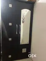 Wodrobe Three Doors