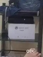 Xbox 360  gaming consoles with two remote
