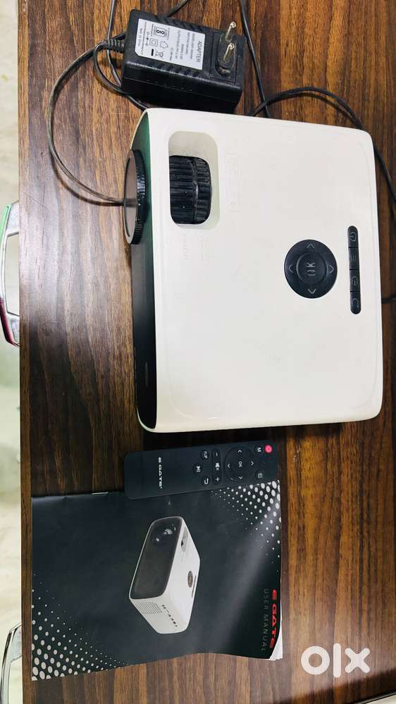 Egate Projector 1 Year Old with Bill and Box
