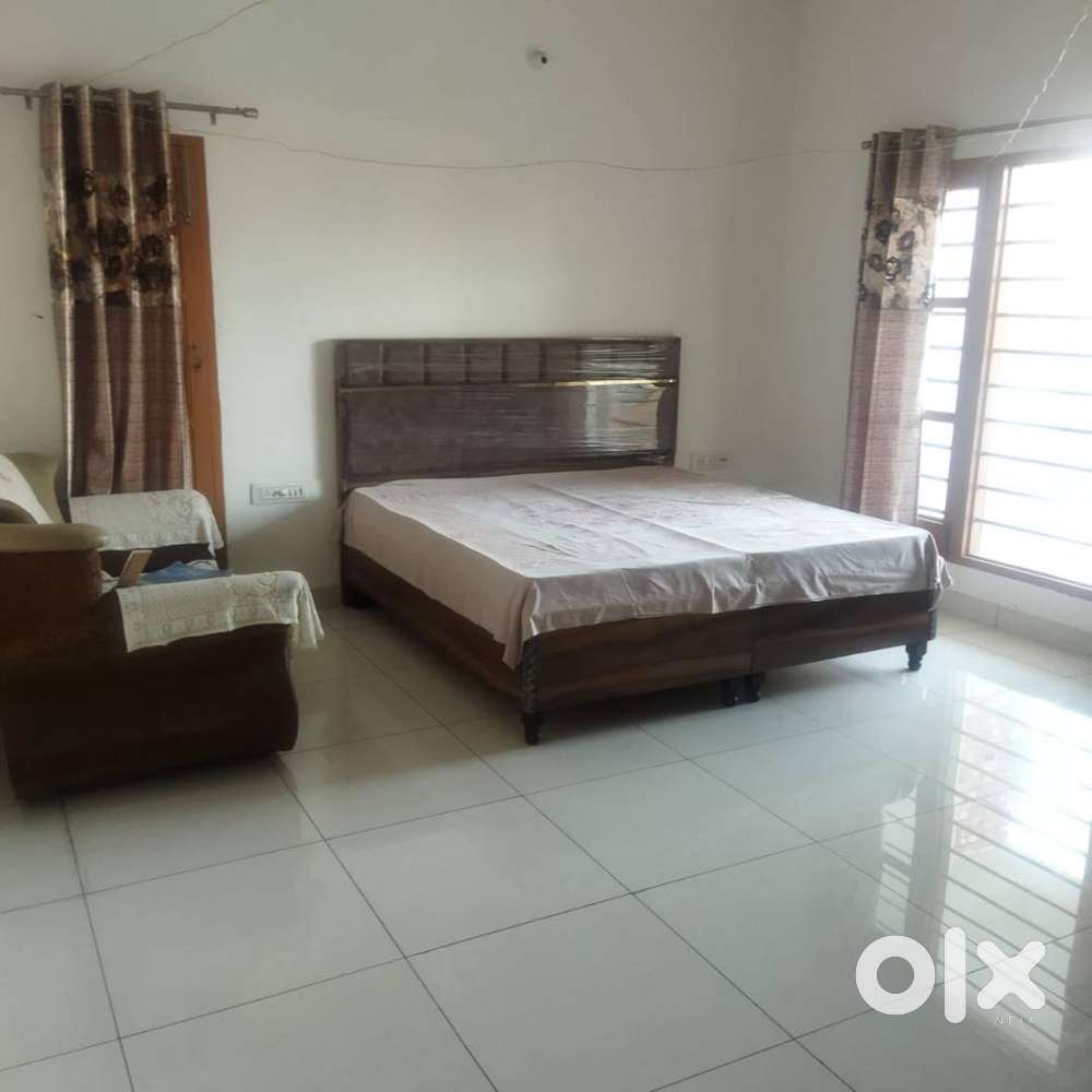 Rent house First floor