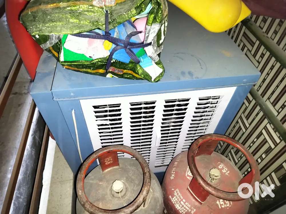 Steel body cooler and 2 cylinder