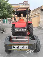 Kubota tractor driven 1100 hrs