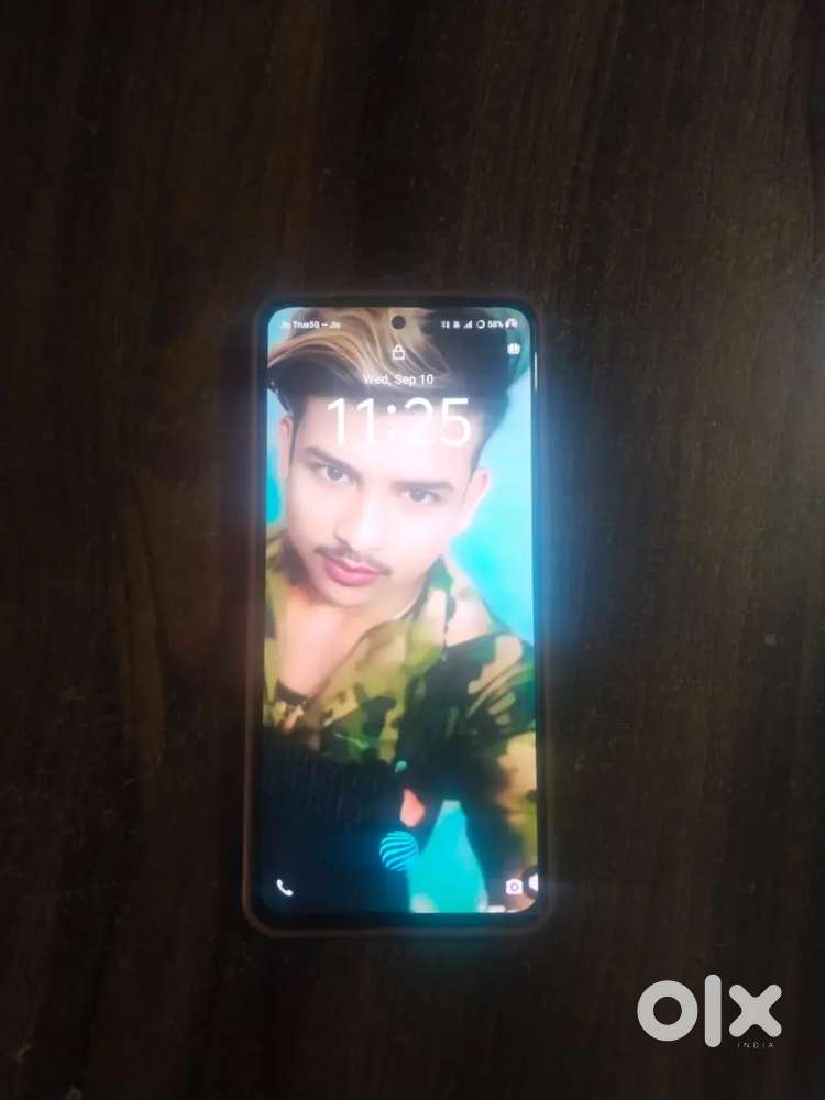 Vivo 200e 5g 8+8 128