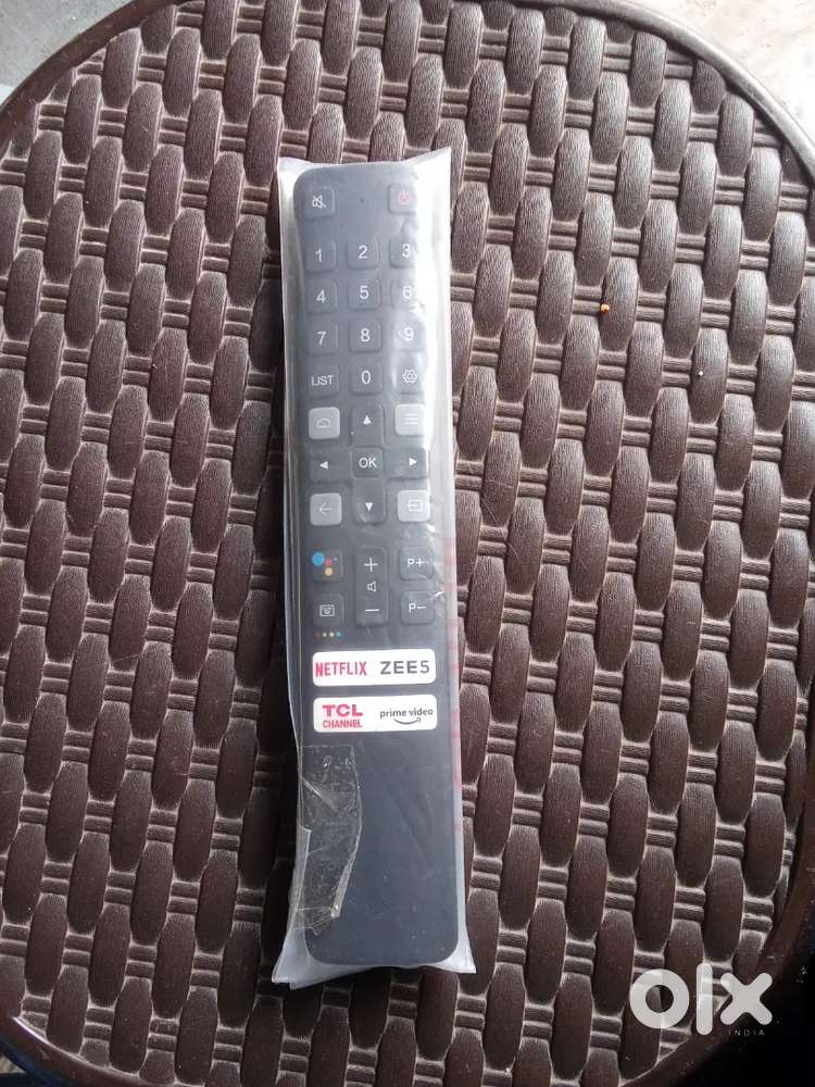 TCL TV 32 INCHES