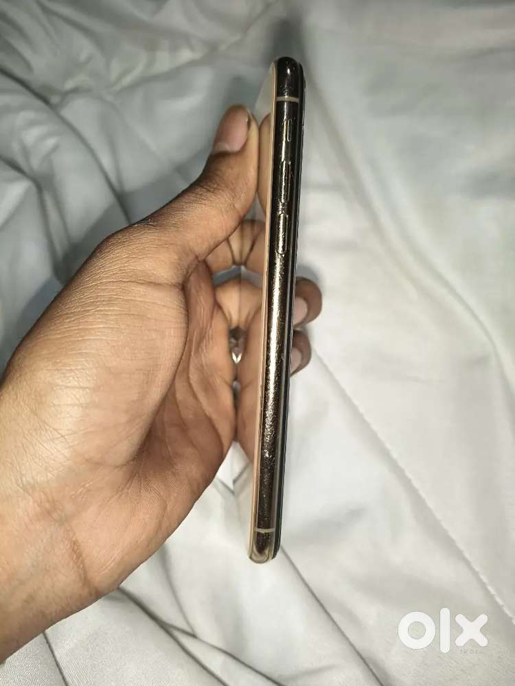 I phone xs