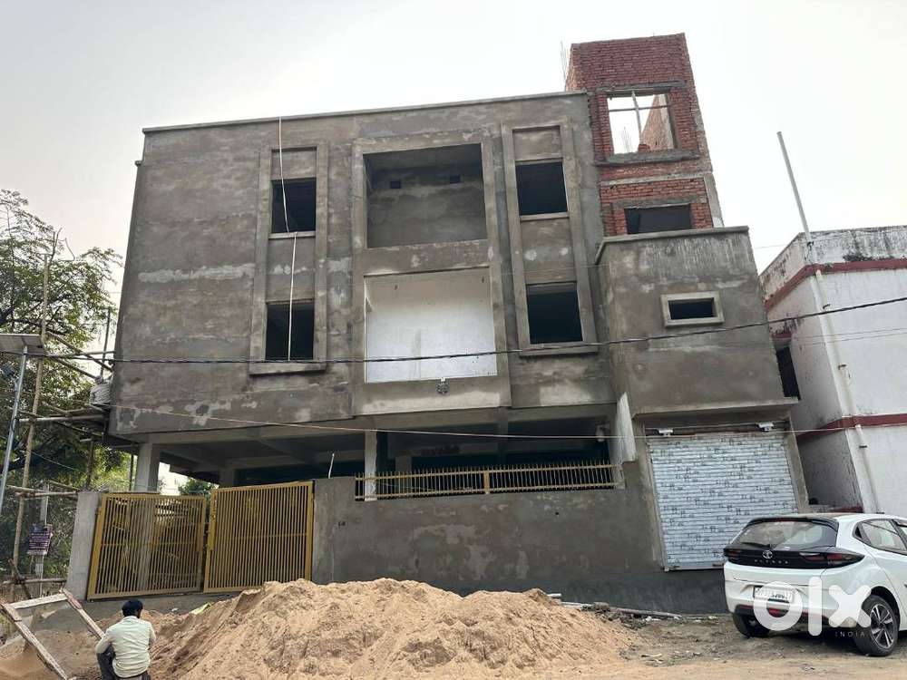 Newly Built Multi Propose 3-Floor Commercial for Rent