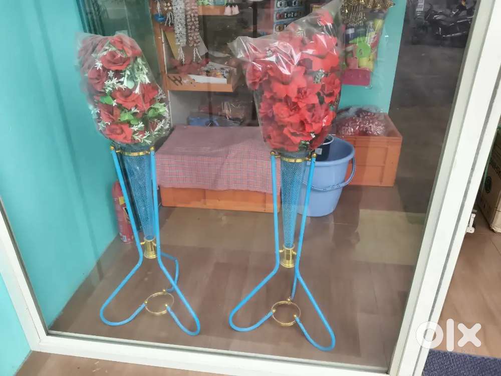 Flower vases