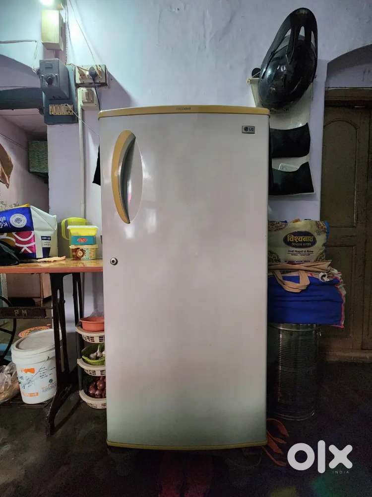 LG White Fridge 20L