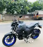 YAMAHA FZS V4 (15000 ડાઉન પેમેન્ટ ભરી અને લઈ જાઓ તમારા સપના નું બાઇક