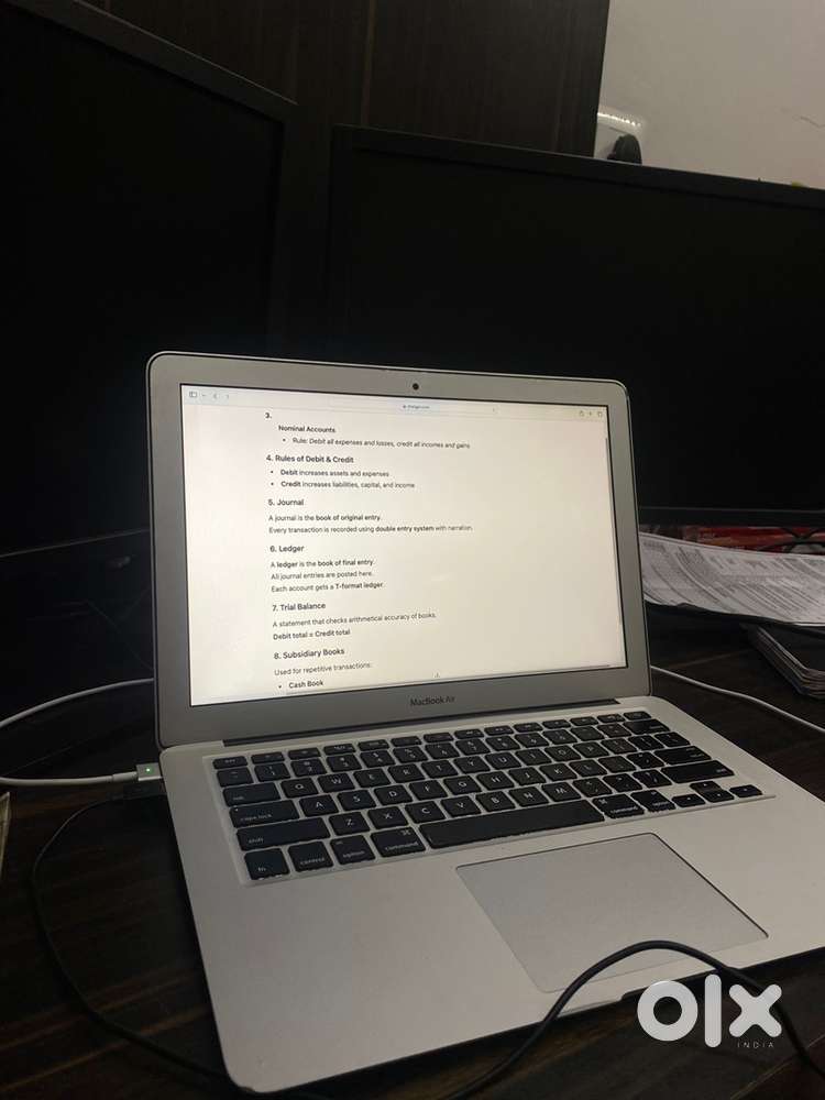 Apple mackbook air i7