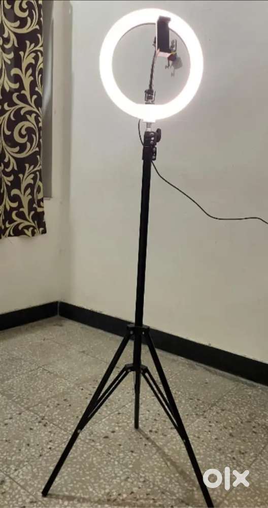 Ring light with Tripod (stand).