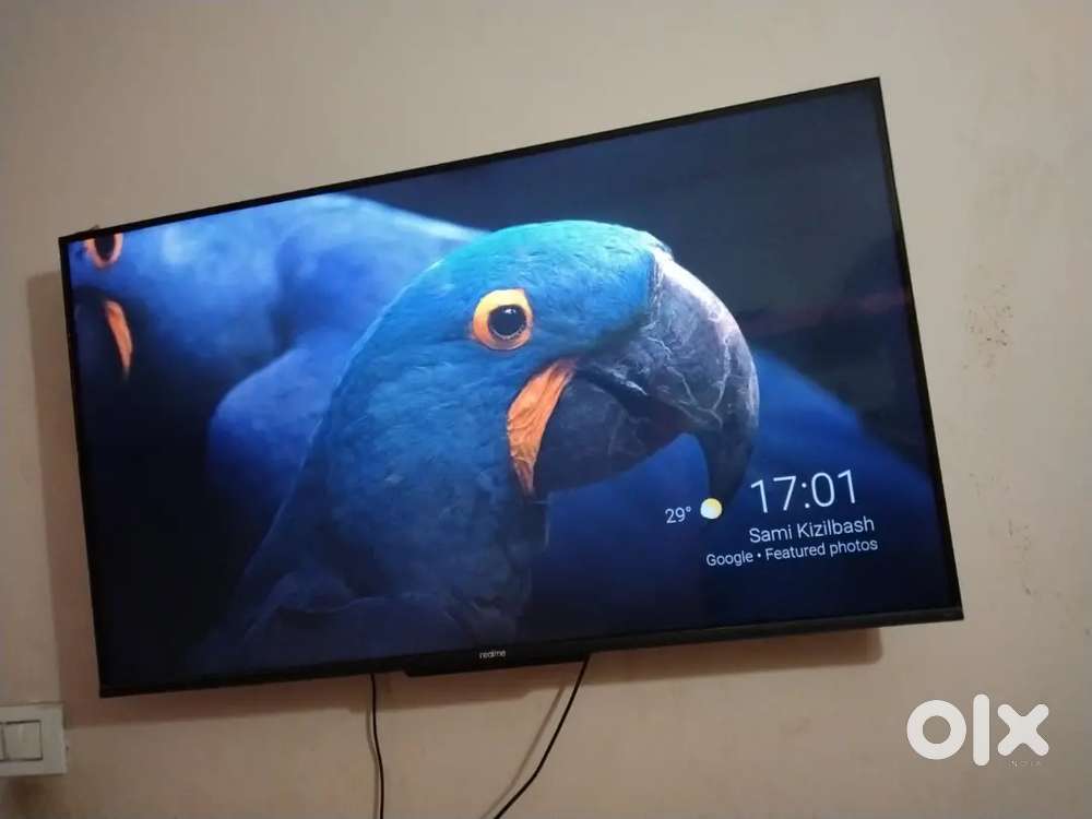 Real me Smart TV 43 inch