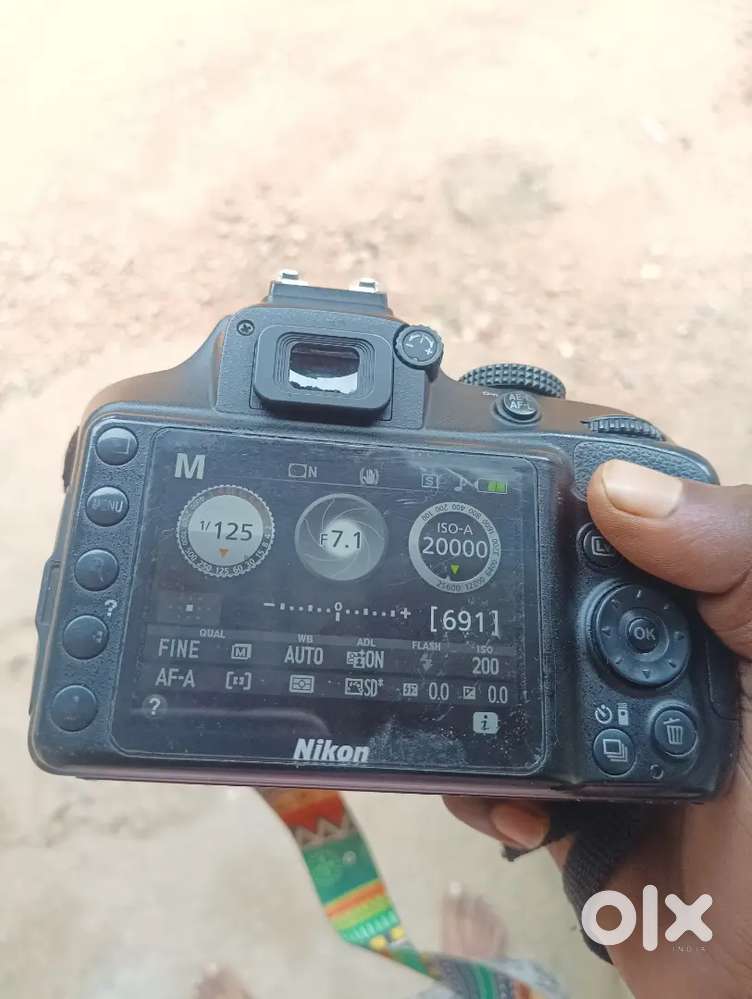 Nikon D3400 like new