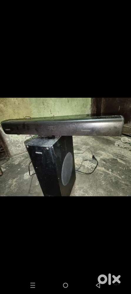 Creative sound bar