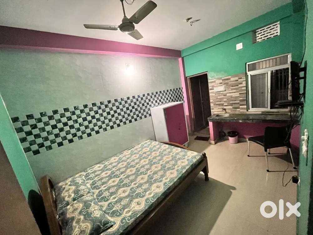 Sell my studio aprtment in near mandir just 500 miter distance