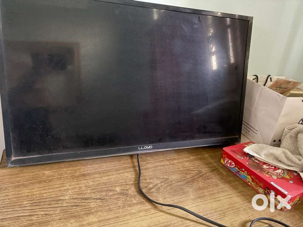 Lloyd LED tv 32 inch