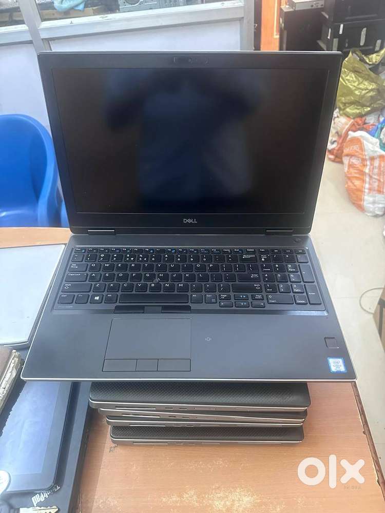 T7520 i7 7th 16gb 512gb 4gb graphics