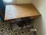 Computer table