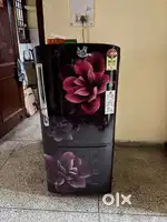 Samsung 183L 4-Star Refrigerator, Brand New