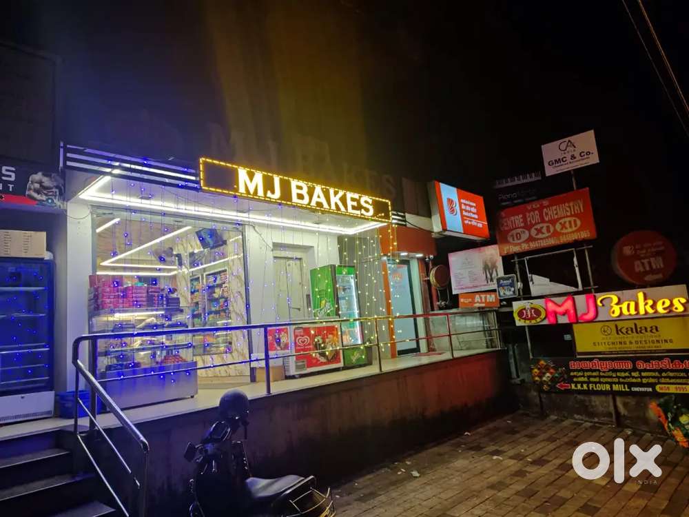 Wanted  sales girl, boy, ladies snacks naker for bajery