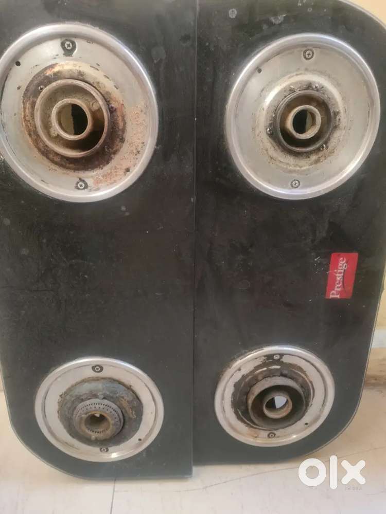 Prestige 4 burner gas stove