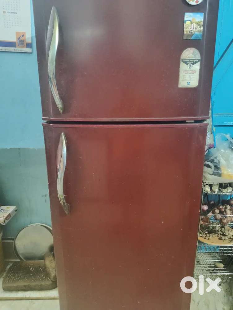 Godrej Eon refrigerator