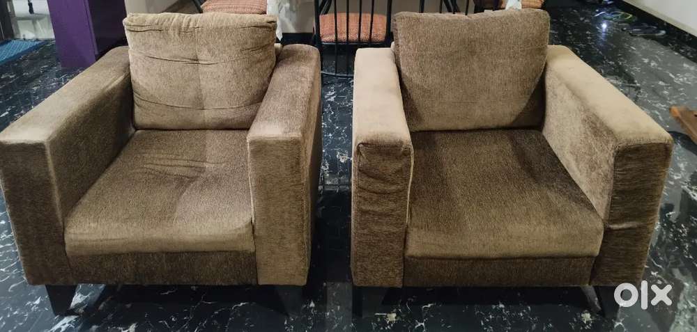 Sofa with 5 chairs for sale