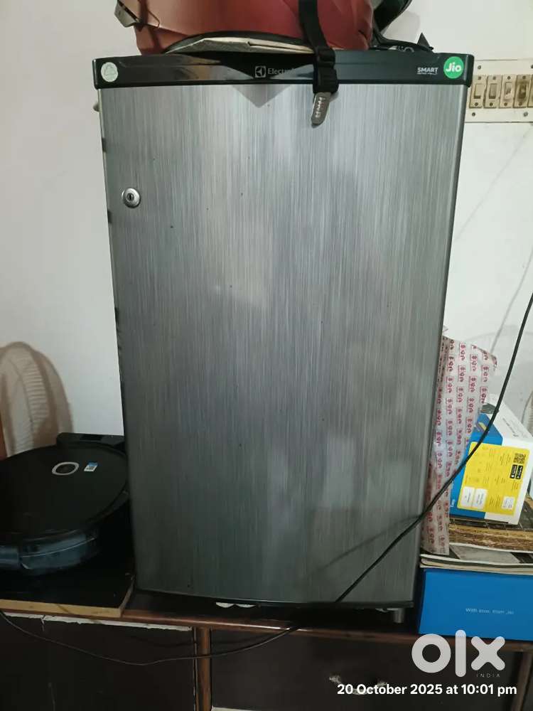 Mini Fridge (Electrolux)