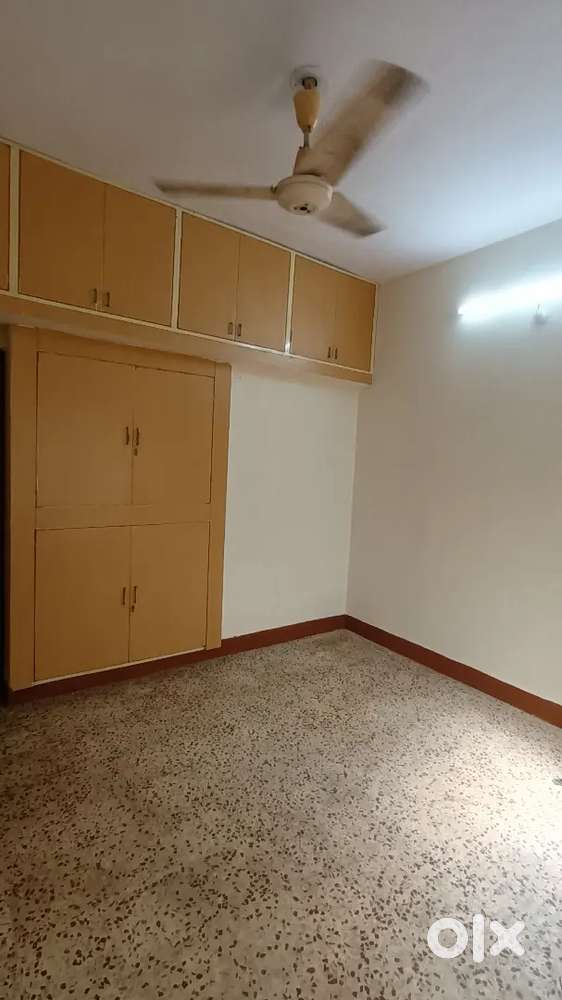 2 Bhk flat semi furnished in e-7
